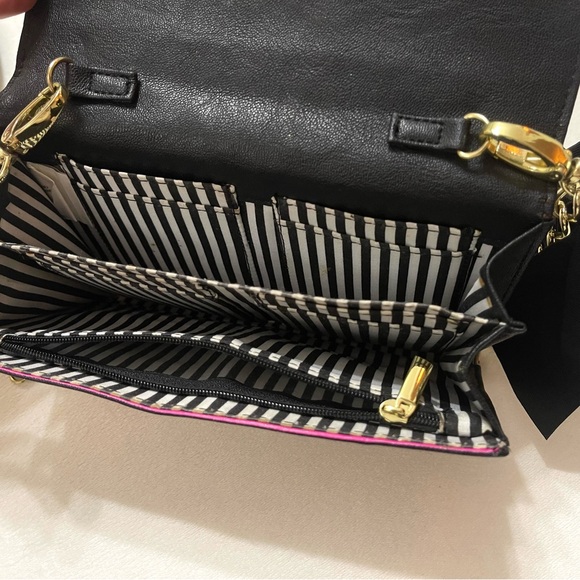 LUV Betsey Johnson Striped Pink Faux Leather & Chain Crossbody Wallet Bag - Picture 5 of 9